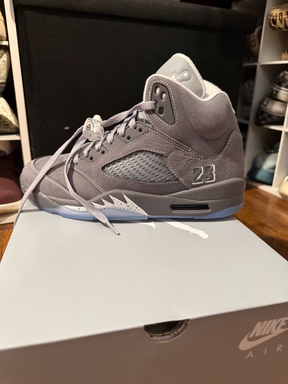 Air-Inspired Men's Gray Suede Basketball Sneakers